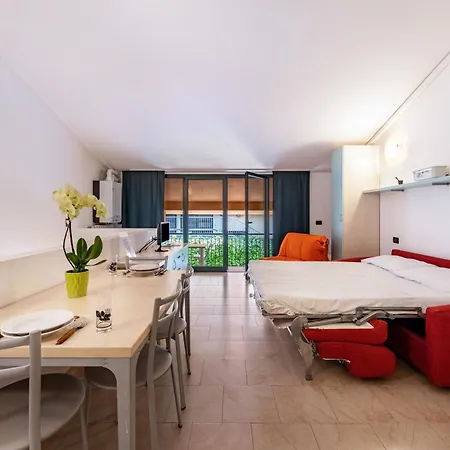 Cozy Le Vele 7 Garda * 토스콜라노마데노